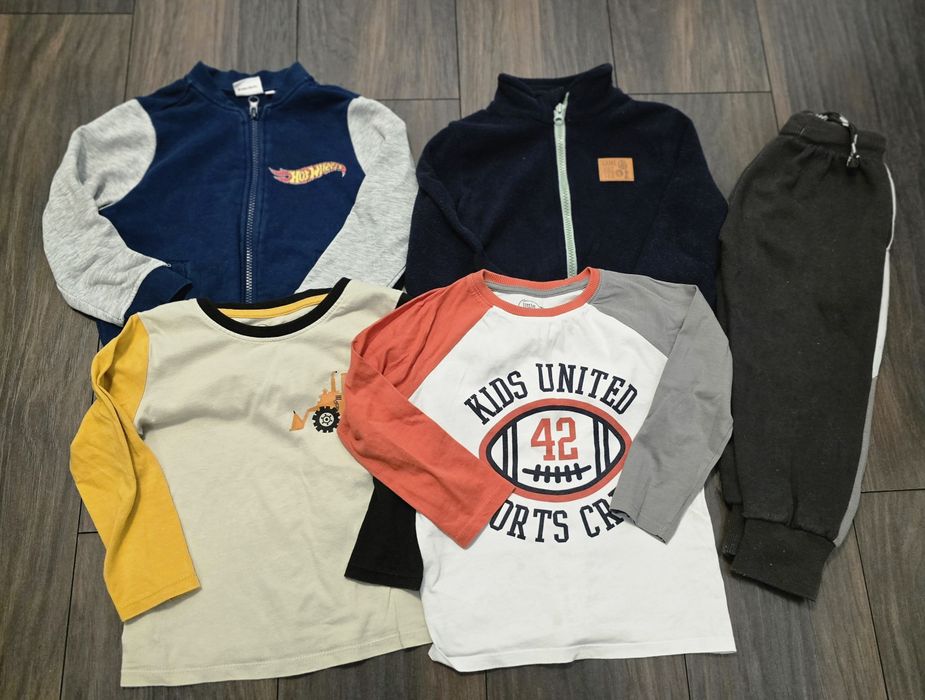 Zestaw ubranek dla chłopca 98-104+kapcie befado+ gratis