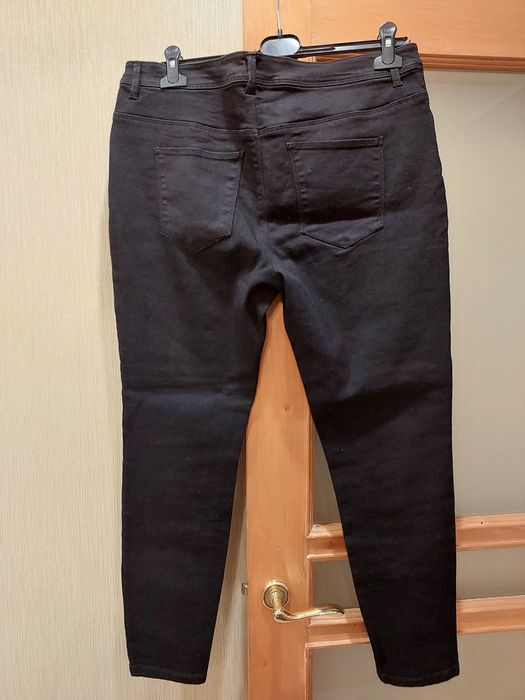 Джинси скіні жіночі,нові,розмір-52