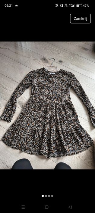 Sukienka z długim rękawem