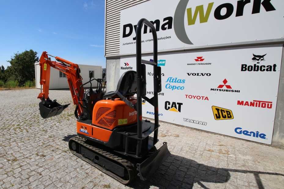 Mini giratória  Hitachi ZX 10U  como nova