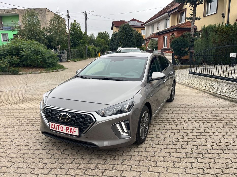 Hyundai Ioniq