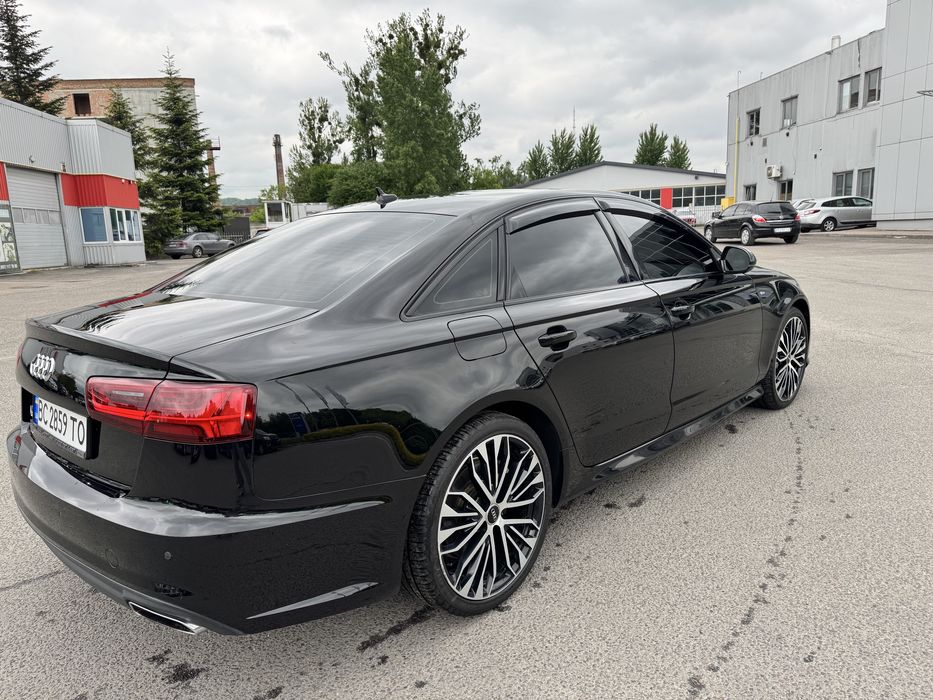 Audi A6 2017р. в хорошій комплектації