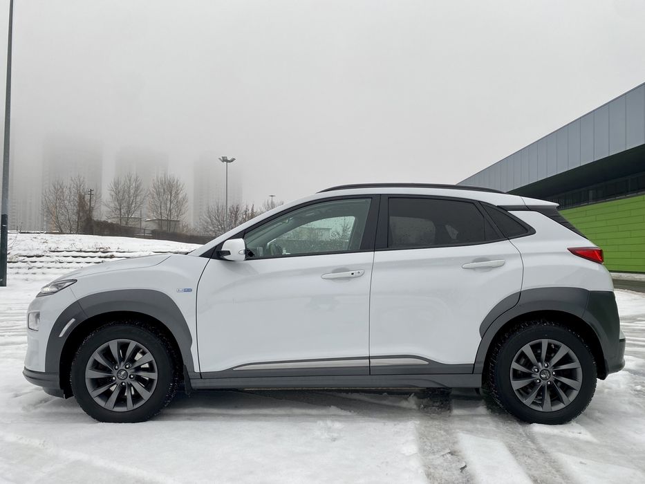 Hyundai Kona 64кВт 2019p без ДТП