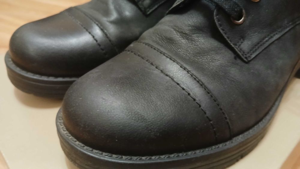 Buty zimowe Lasocki 38 czarne (37,5)