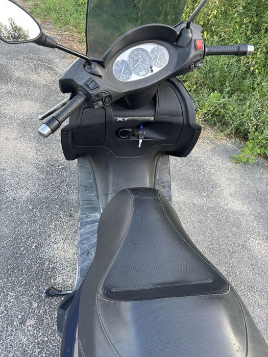 Skuter Piaggio x7 125