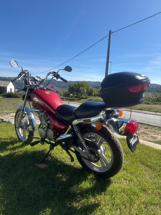 Daelim vs 125cc advance