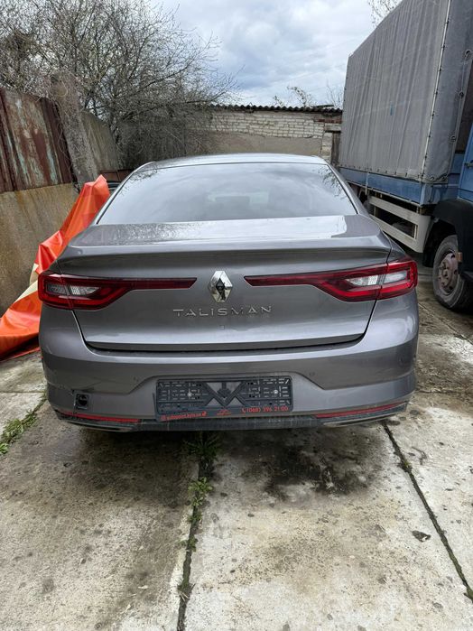 Renault Talisman під відновлення