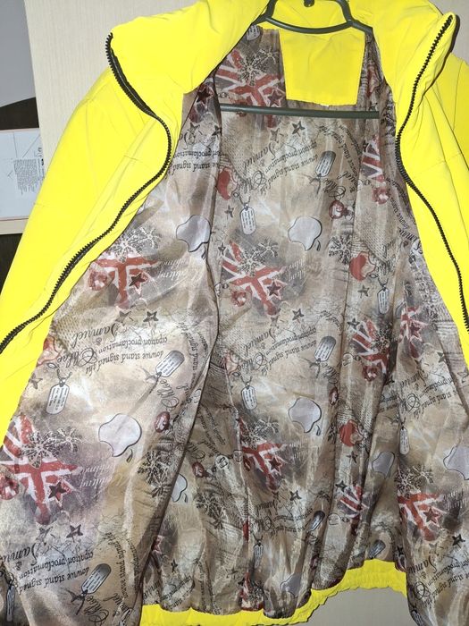 Курточка весна тепла осінь