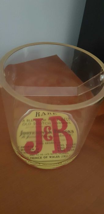 Balde de gelo em acrilico personalizado