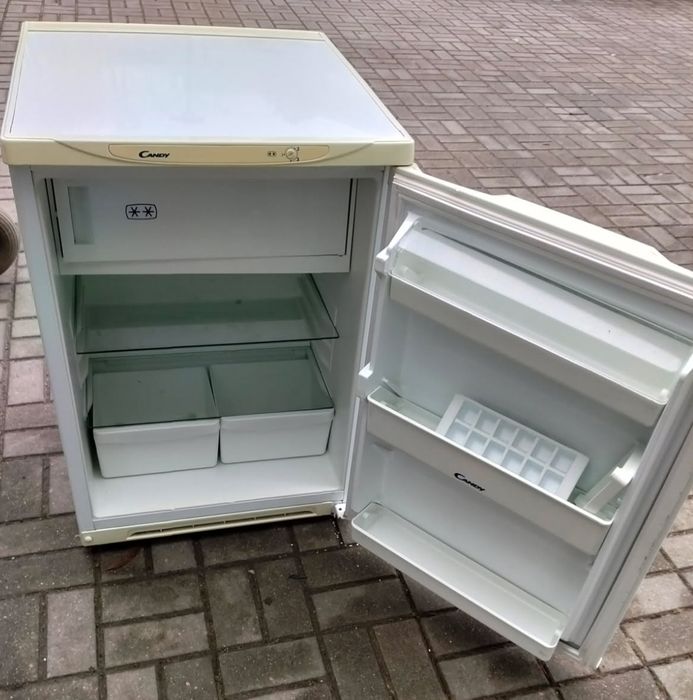 Lodówka Candy podblatowa