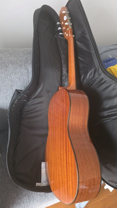 Guitarra clássica Admira Rosario nova