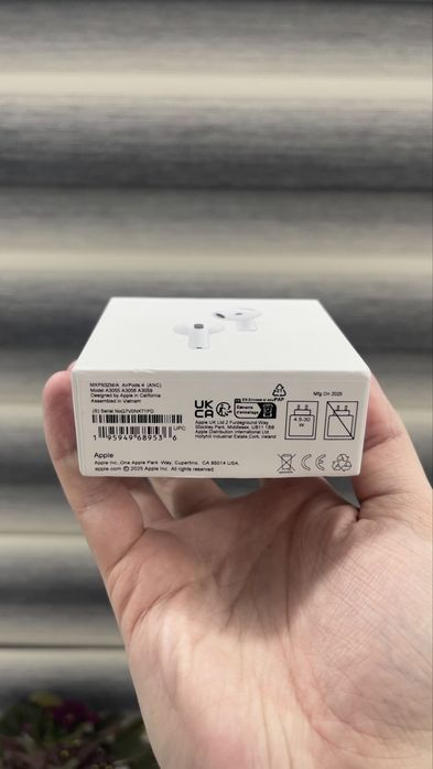 Airpods 4 із шуомоподаленням ( оригінал)