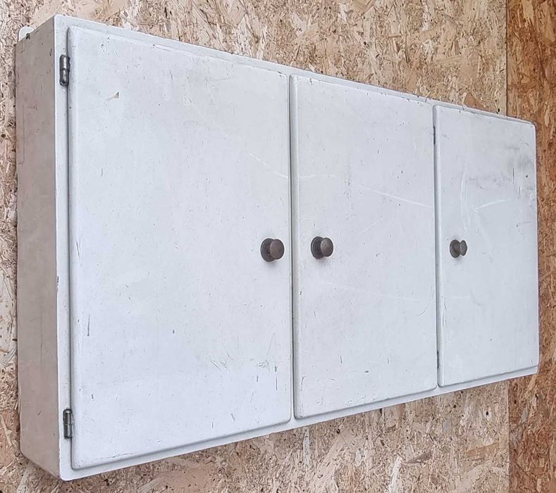 Armário de parede antigo (Louceiro)