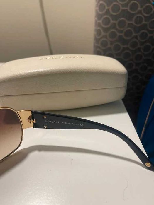 Sunglasses - Versace gold black