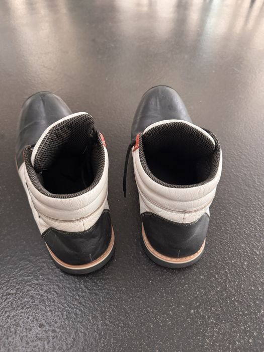 Sapato de palhaço profissional