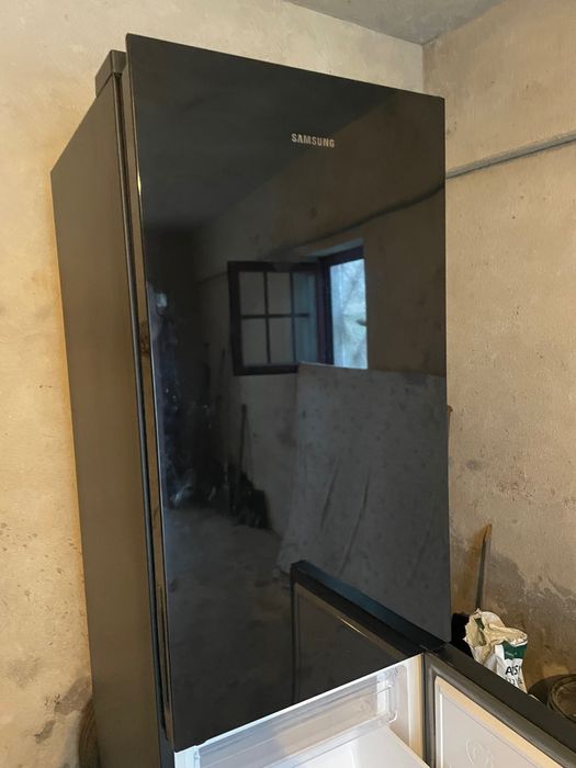 Frigorífico Samsung - 1 ano de uso