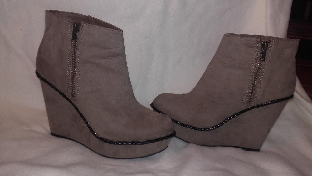 botins de cunha