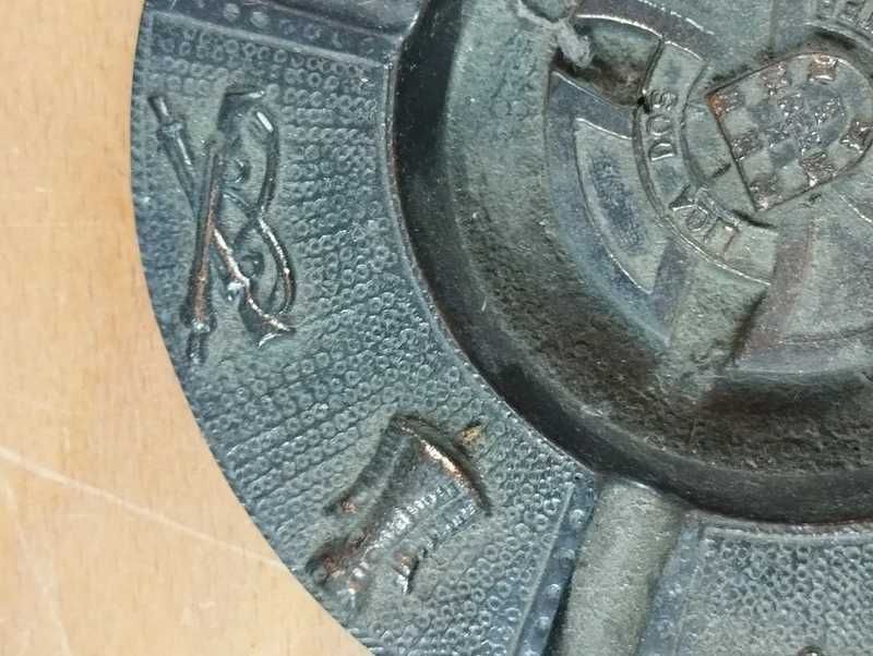 Cinzeiro Bronze - Liga dos Combatentes