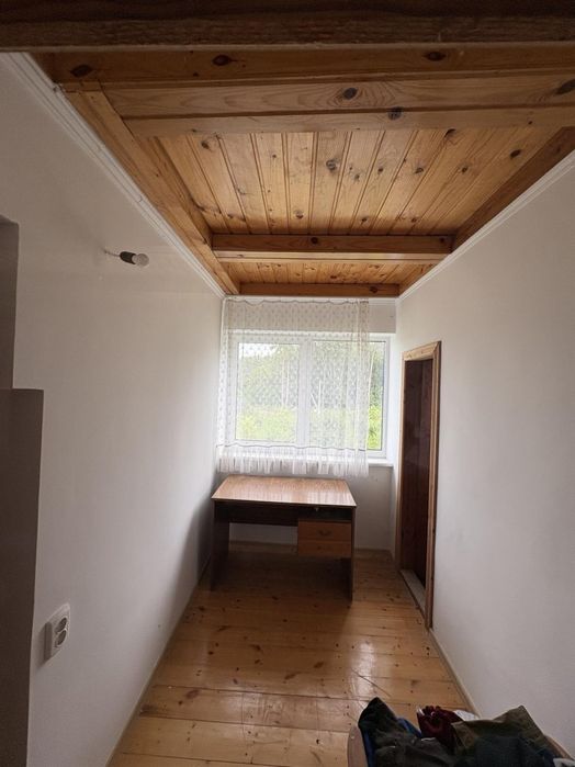 Продаж будинку з ремонтом та меблями в м.Золочів