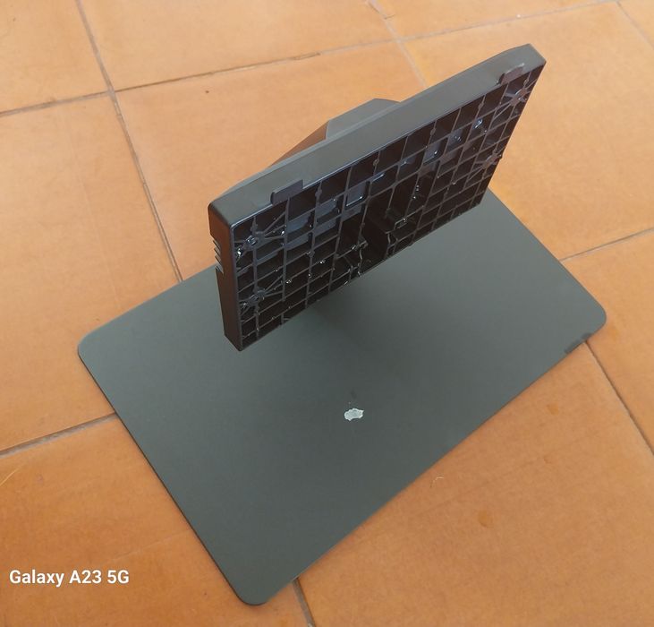 Base suporte para TV