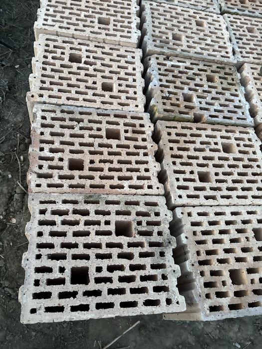 Pustaki ceramiczne 90 sztuk