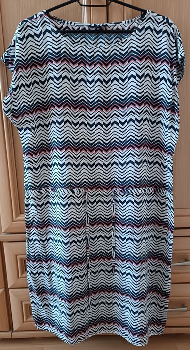 Wzorzysta sukienka Greenpoint - rozmiar 40