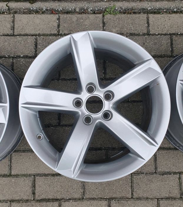 4x Audi alufelgi A5 a4 b8 17 cali 7,5J ET28 5x112 1