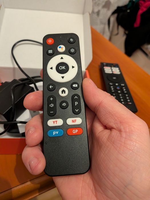 Android tv przystawka dekoder modem BOX