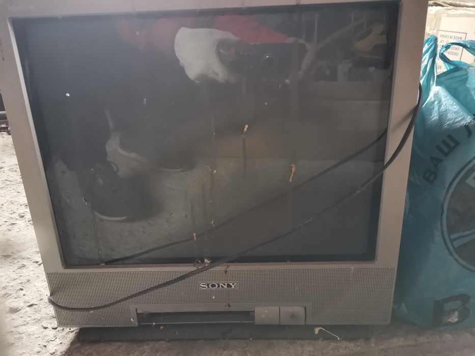 Телевізор sony trinitron kv-21ft1k