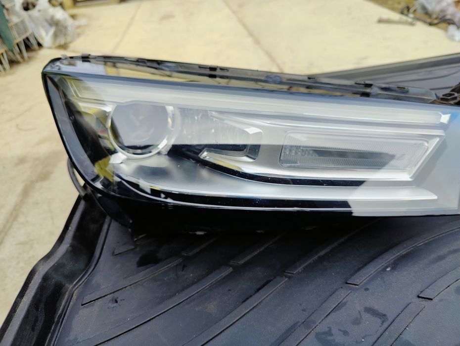 Audi q5 80a фара правая биксенон лед