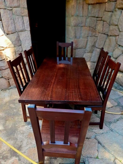 mesa grande de madeira