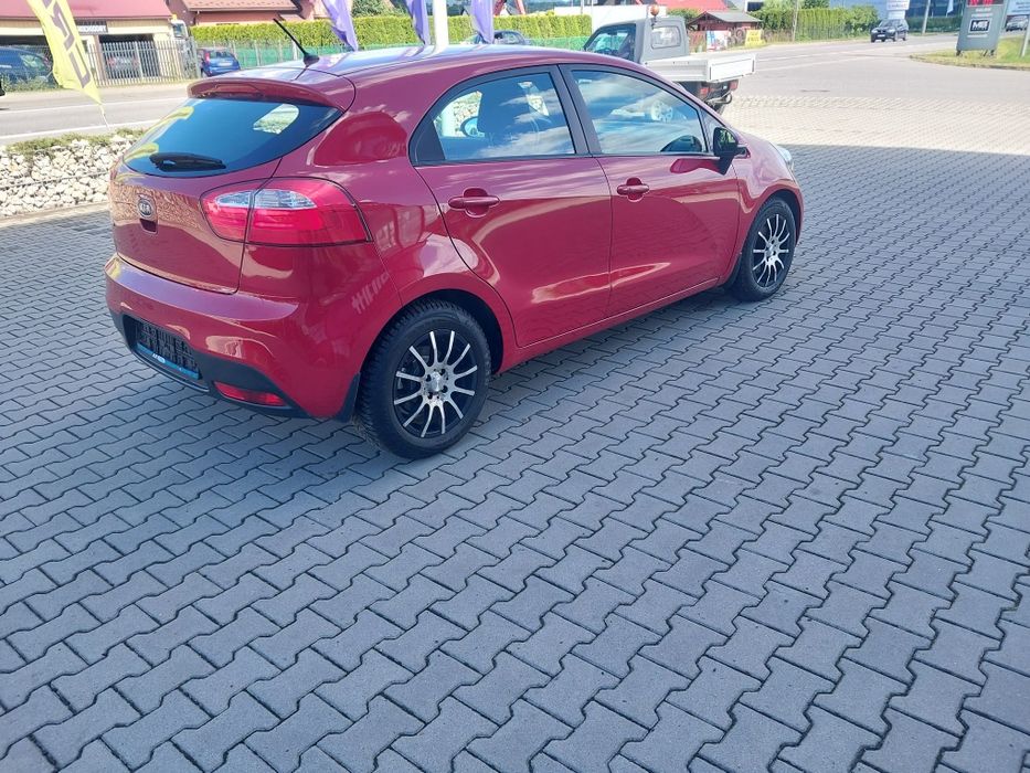 Kia Rio  1.4 benzyna