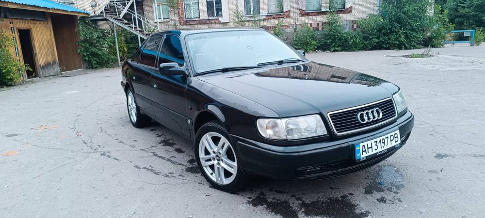 В продаже Ауди 100