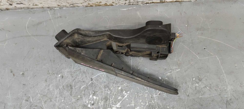 Volkswagen VW Golf VI Pedał Potencjometr Gazu