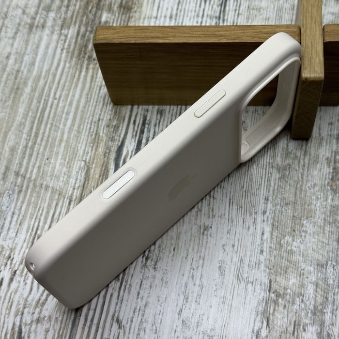 Преміум чохол 1:1 Silicone Case MagSafe  на iPhone 17 Pro Max/ 17 Pro Колір: Vanilla. Чехол