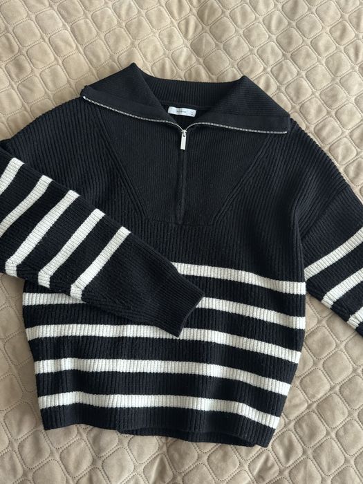 чорний светр Reserved, в смужку
