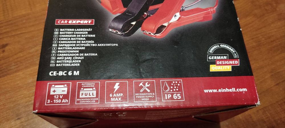 Зарядний пристрій Einhell CE-BC 6 M