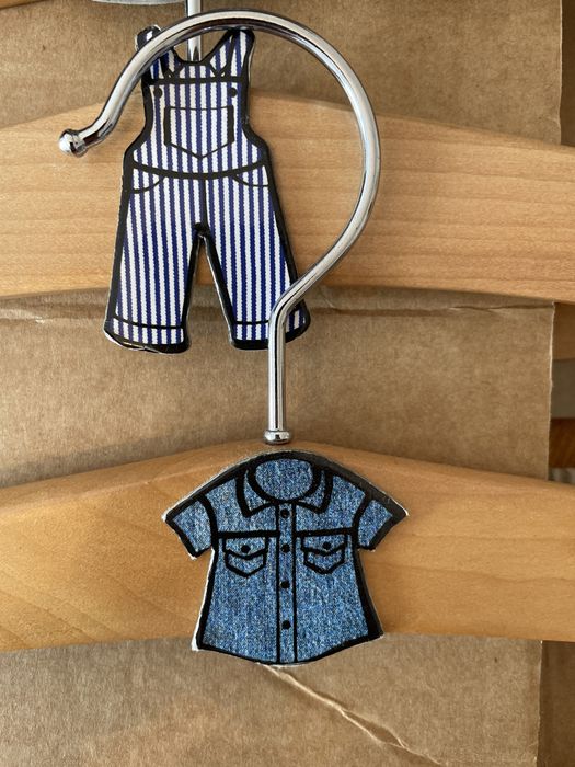 7 cabides madeira bébé ou criança