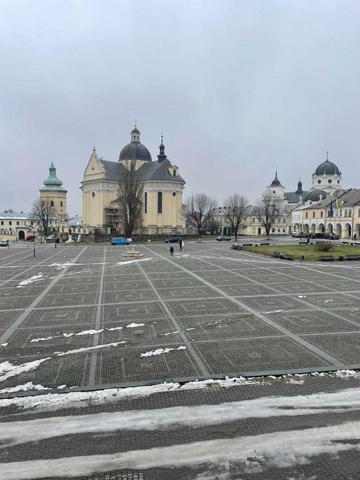 2-х кімнатна квартира, м. Жовква (центр)