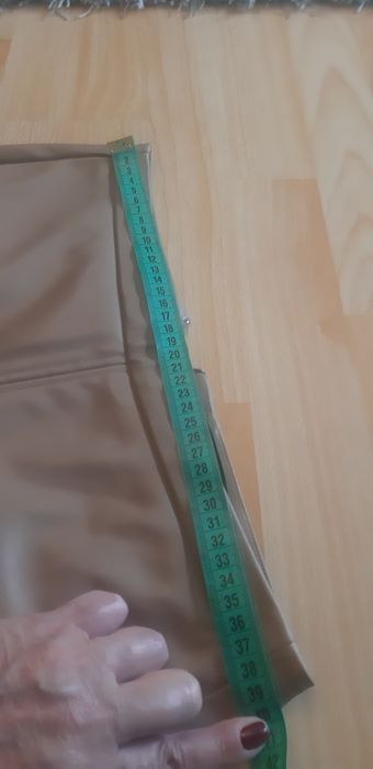 Юбка  женская ,узкая,кожзам