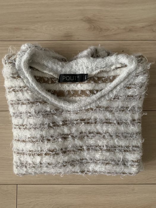 Miękki i cieply sweter
