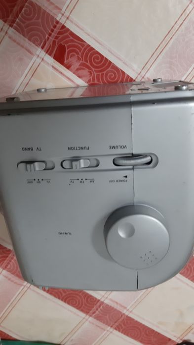 Rádio e TV a funcionar bem