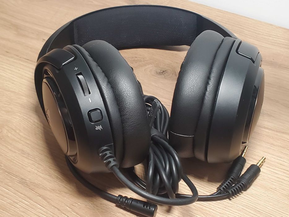 Навушники геймерські Corsair HS35 Stereo Gaming з мікрофоном