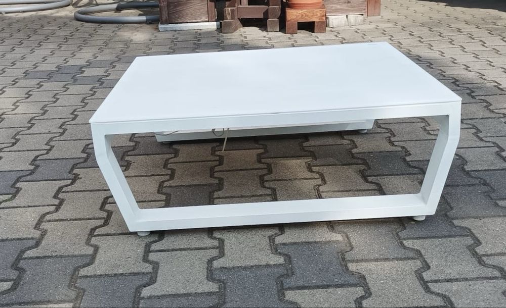 Stolik kawowy na taras