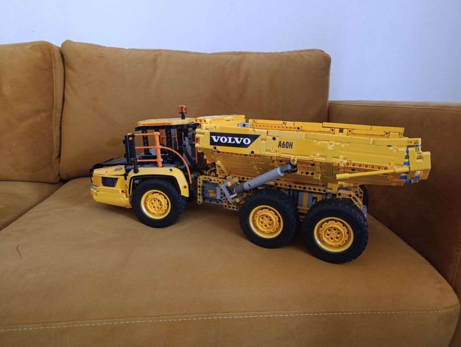 Volvo LEGO technik 42114
