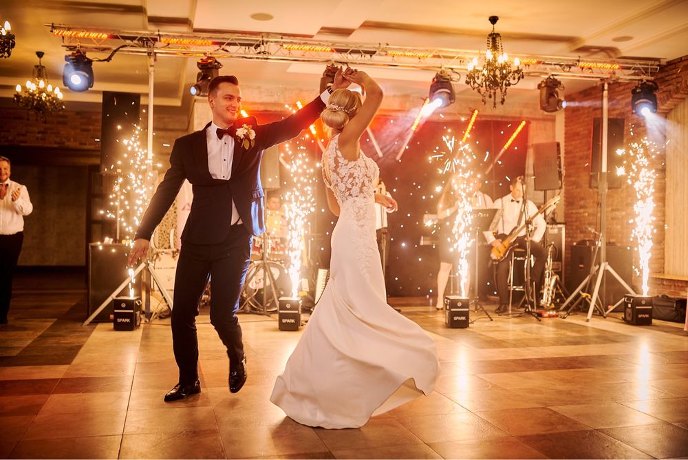 Suknia ślubna syrenka