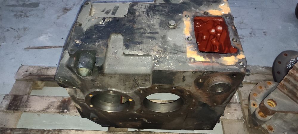 Korpus obudowa mostu tył celtis