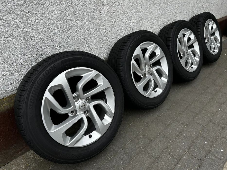 195 60 16 / 4x108 / OPEL Crossland PEUGEOT 207 208 2008 308 GT CITROEN DS3 C3 C4 / BRIDGESTONE