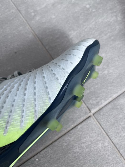 Копочки, бутси Puma KING Ultimate FG/AG 40.5