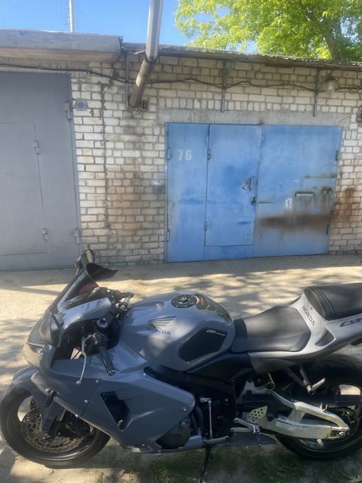 Мотоцикл Honda cbr 600rr